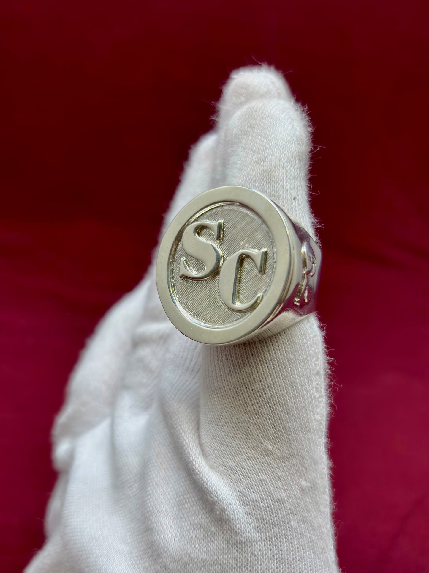 Anillo redondo clásico